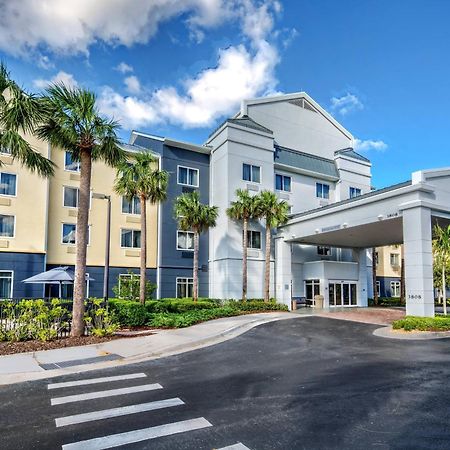 Fairfield Inn And Suites By Marriott Naples Exterior photo